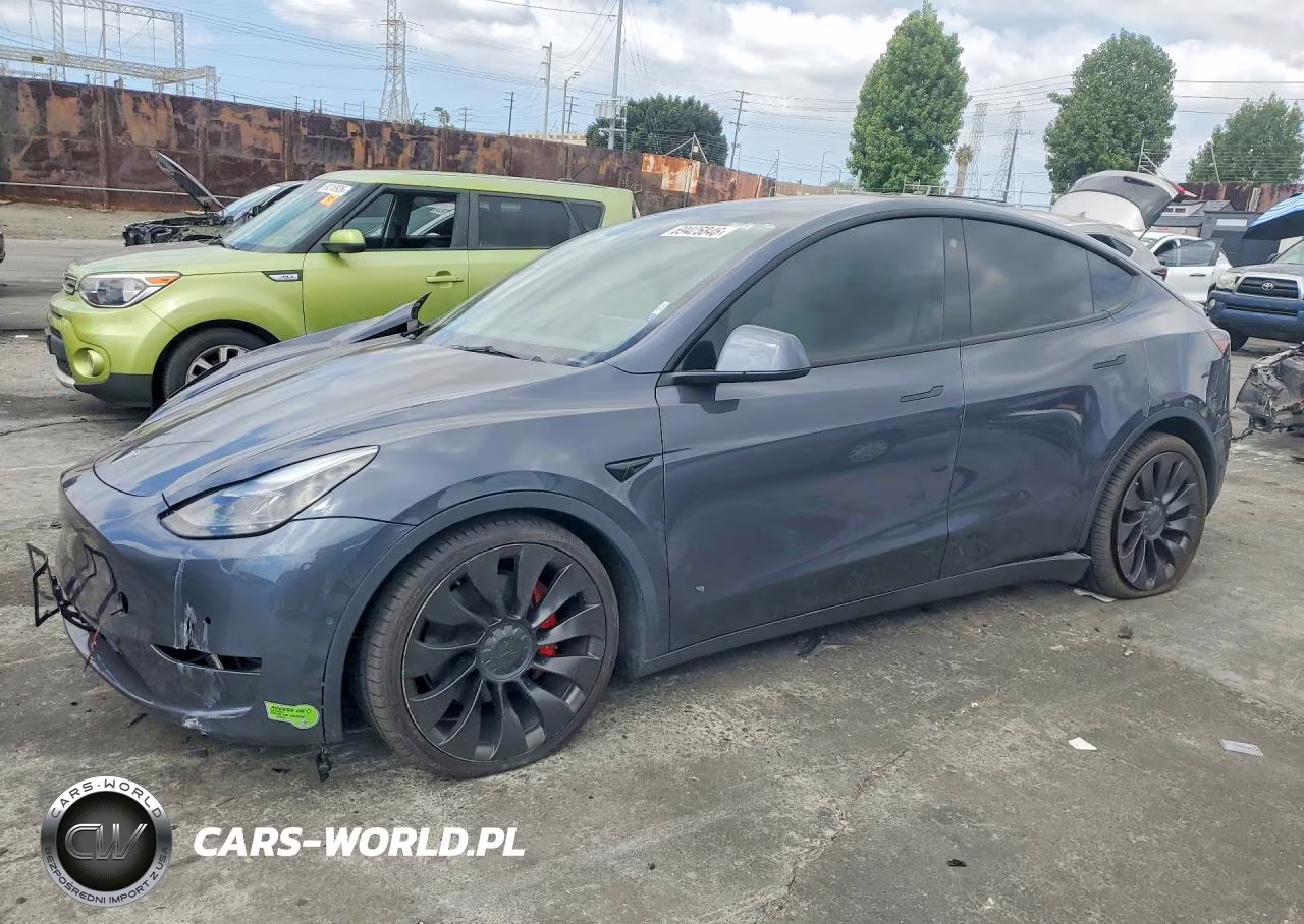 2022 Tesla Model Y VIN:7SAYGDEF2NF405775 - 1