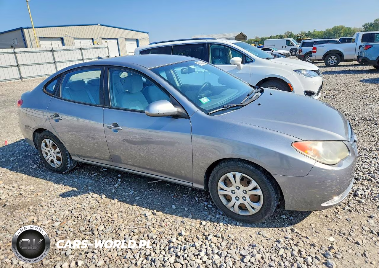 2010 Hyundai Elantra Gls VIN:KMHDU4AD9AU193379 - 4