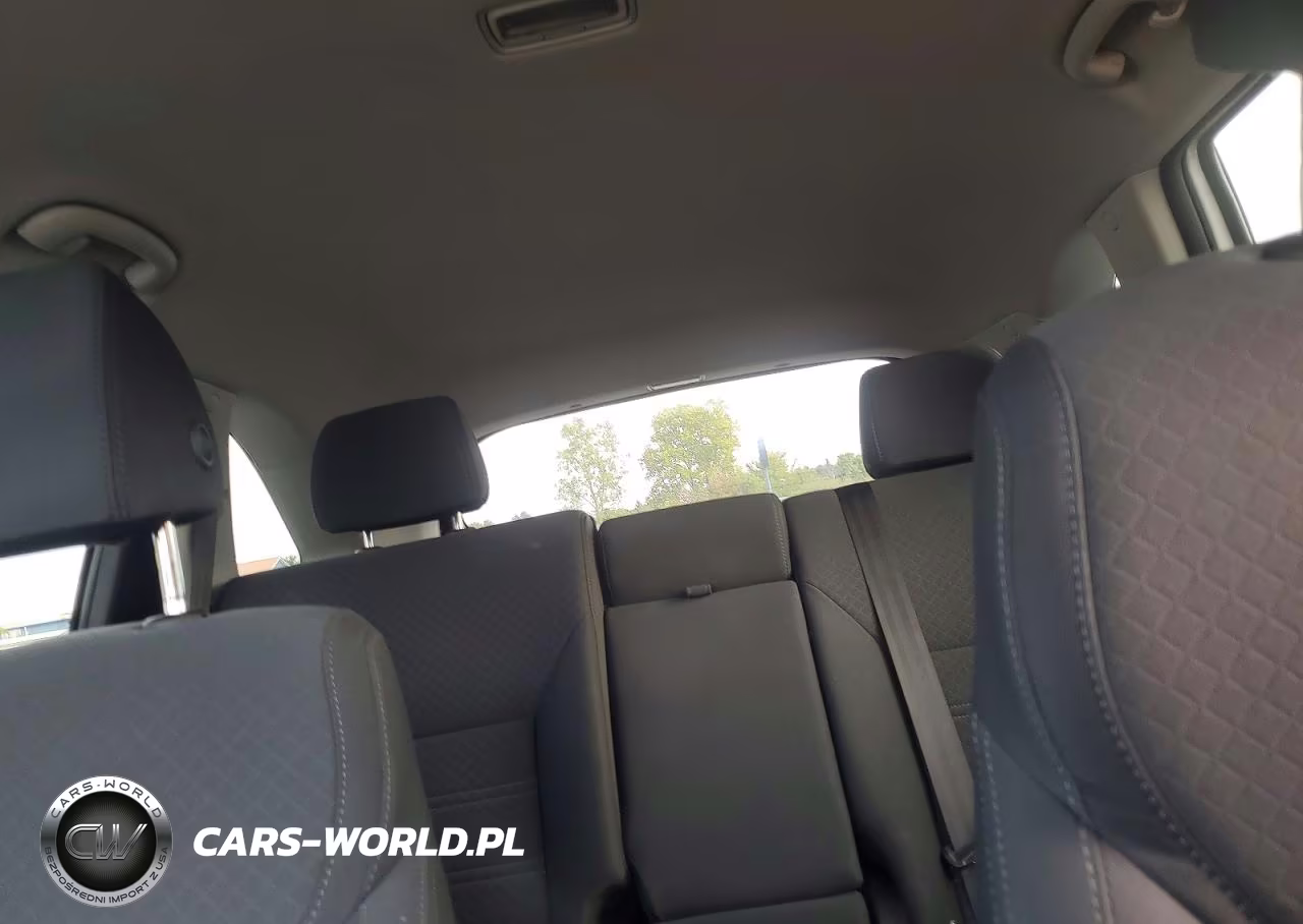2018 Kia Sorento Lx VIN:5XYPG4A36JG351680 - 10