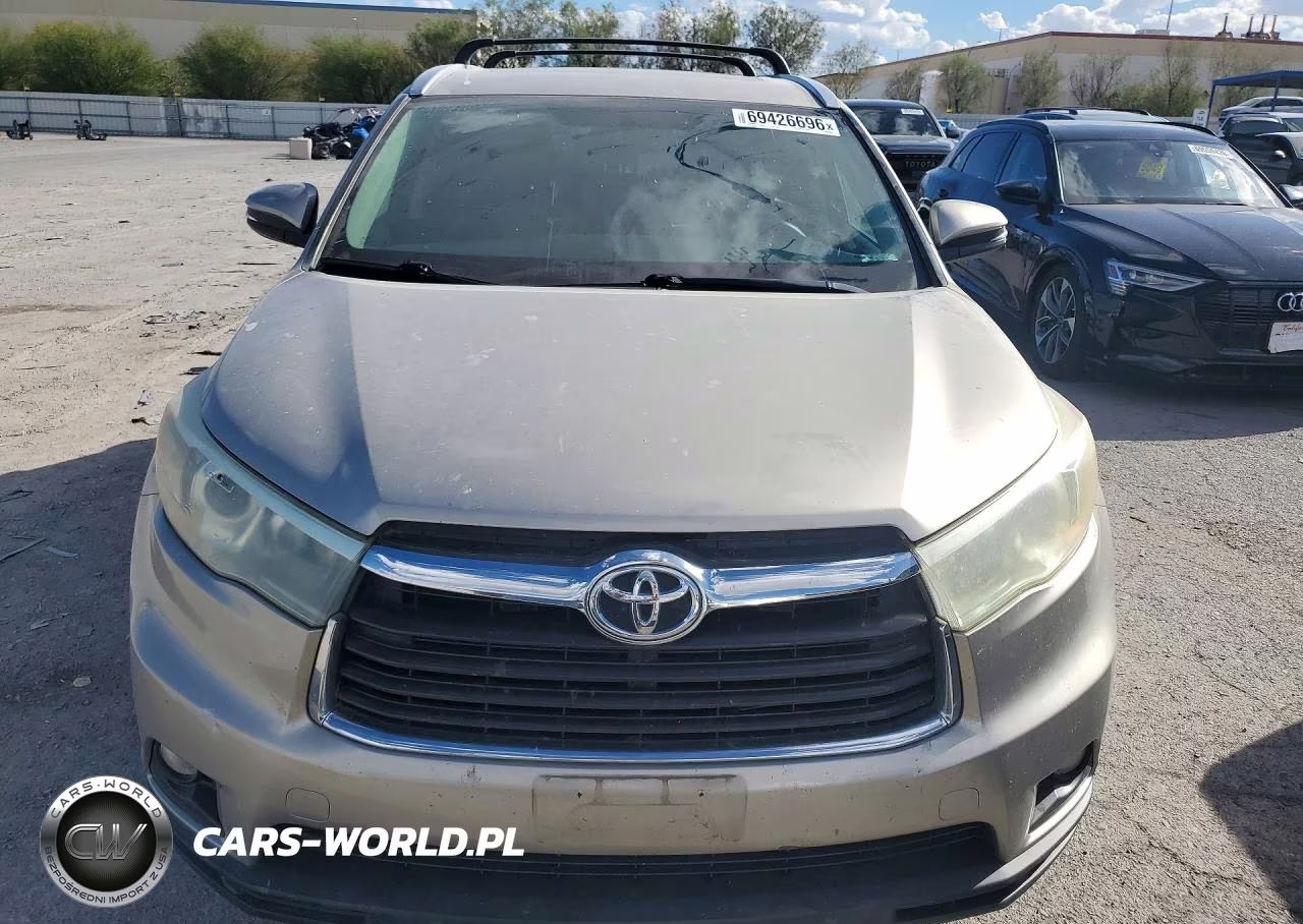 2015 Toyota Highlander Xle VIN:5TDKKRFH8FS053636 - 5