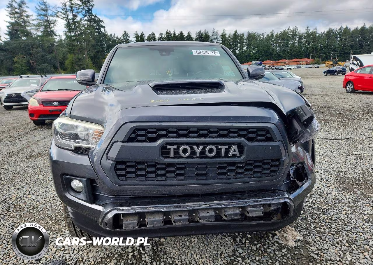 2018 Toyota Tacoma Trd Sport VIN:3TMCZ5AN4JM144370 - 5