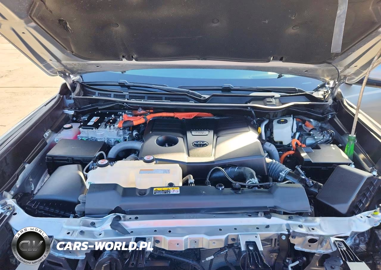 2025 Toyota Sequoia Platinum VIN:7SVAAABA9SX054507 - 12