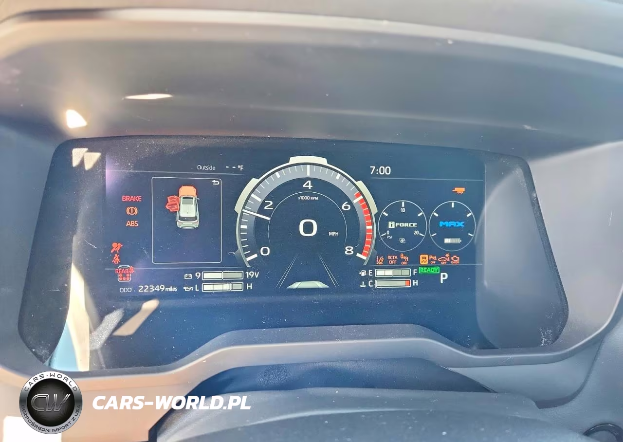 2025 Toyota Sequoia Platinum VIN:7SVAAABA9SX054507 - 9