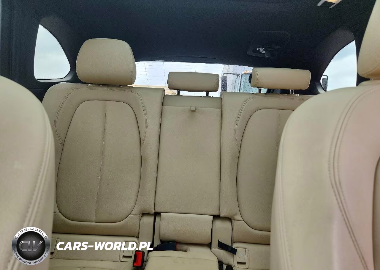 2018 BMW X1 Sdrive28I VIN:WBXHU7C39J5H43417 - 10
