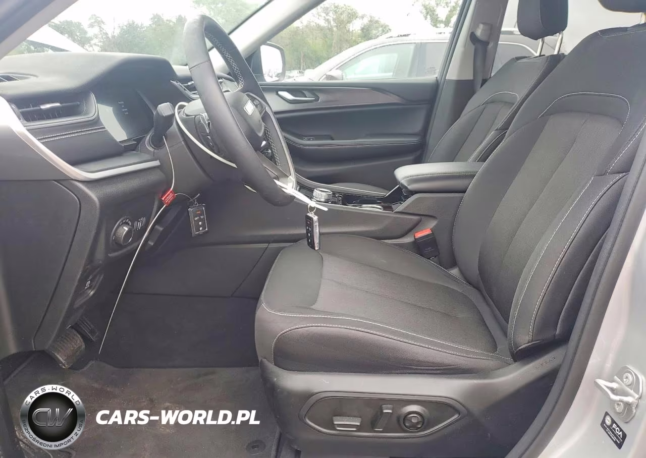 2023 Jeep Grand Cherokee VIN:1C4RJHAG5P8707573 - 7
