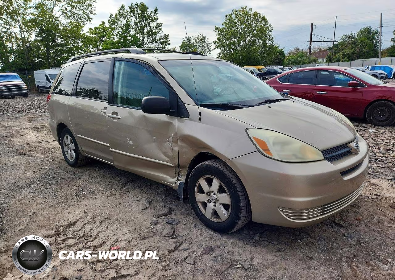 2004 Toyota Sienna Le 7 Passenger VIN:5TDZA23C54S127545 - 4