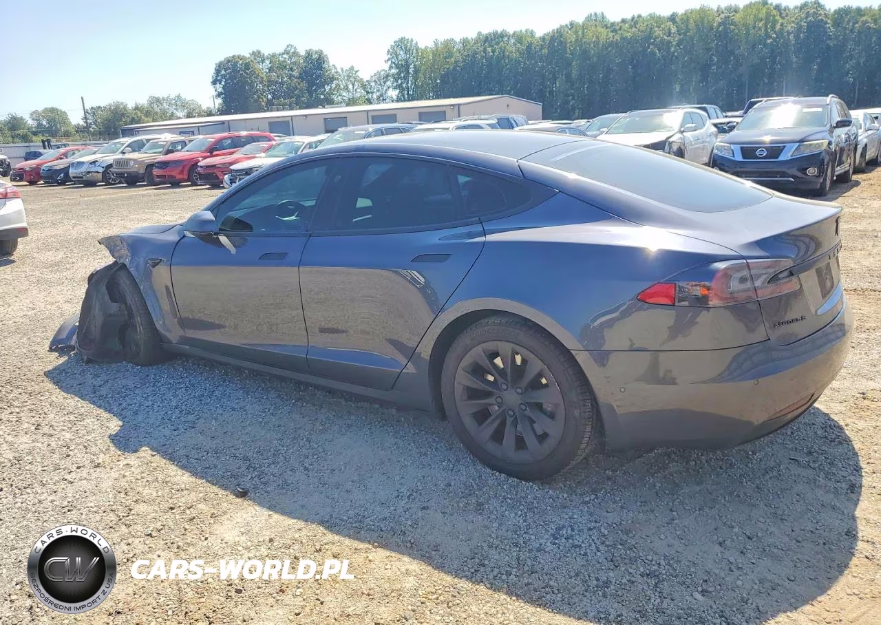 2017 Tesla Model S VIN:5YJSA1E28HF225365 - 2