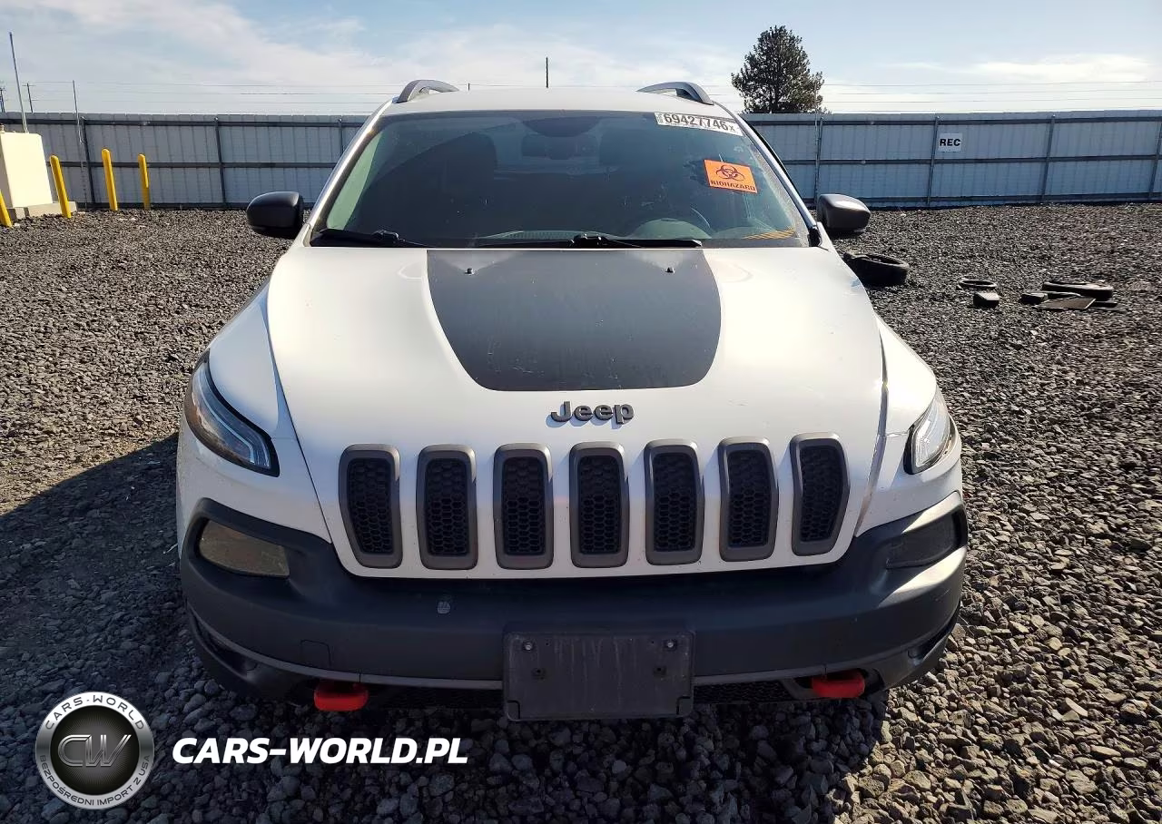 2016 Jeep Cherokee Trailhawk VIN:1C4PJMBS0GW261945 - 5