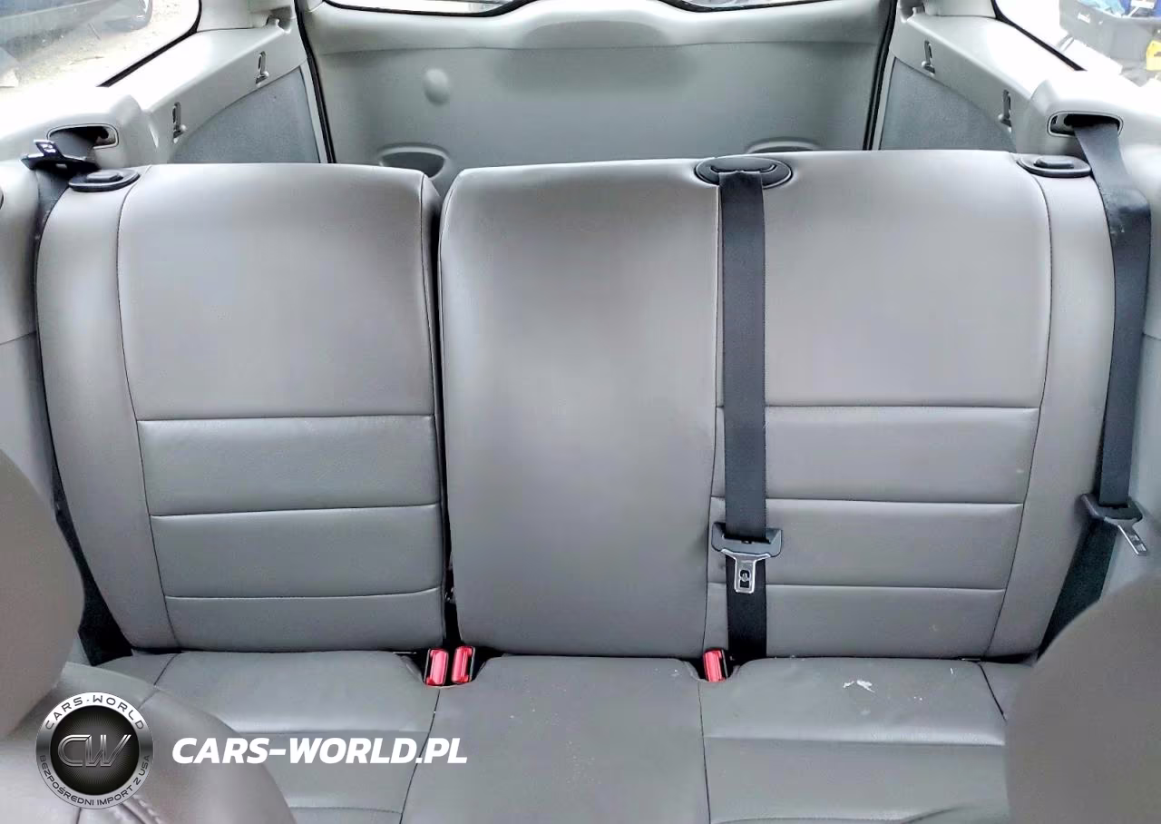 2007 Ford Focus Zxw VIN:1FAFP36NX7W112571 - 10