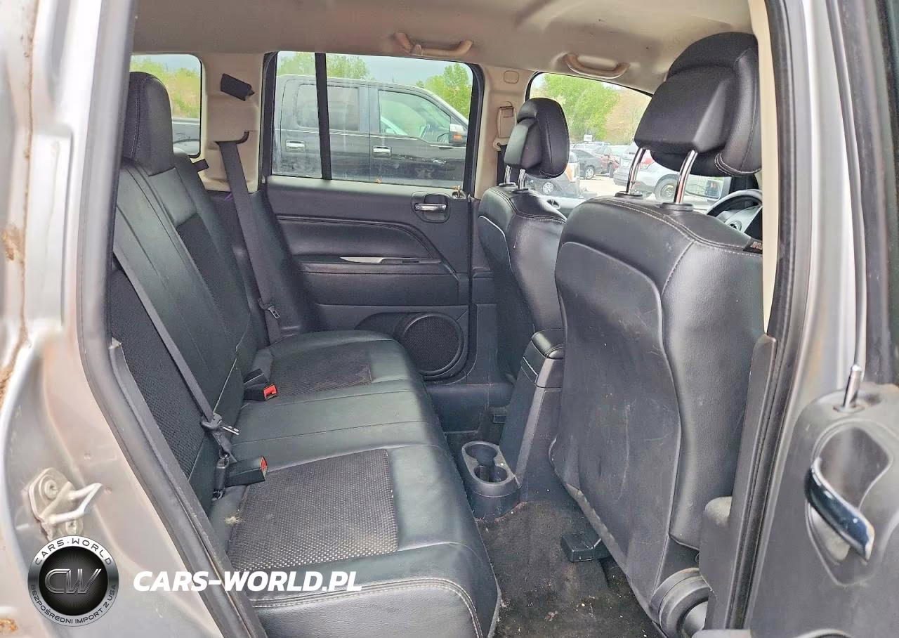 2017 Jeep Compass Latitude VIN:1C4NJDEB8HD196777 - 11