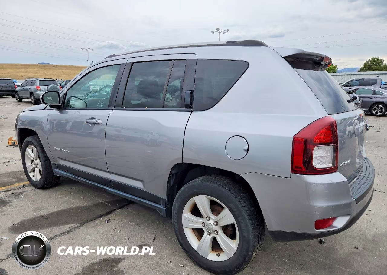 2017 Jeep Compass Latitude VIN:1C4NJDEB8HD196777 - 2