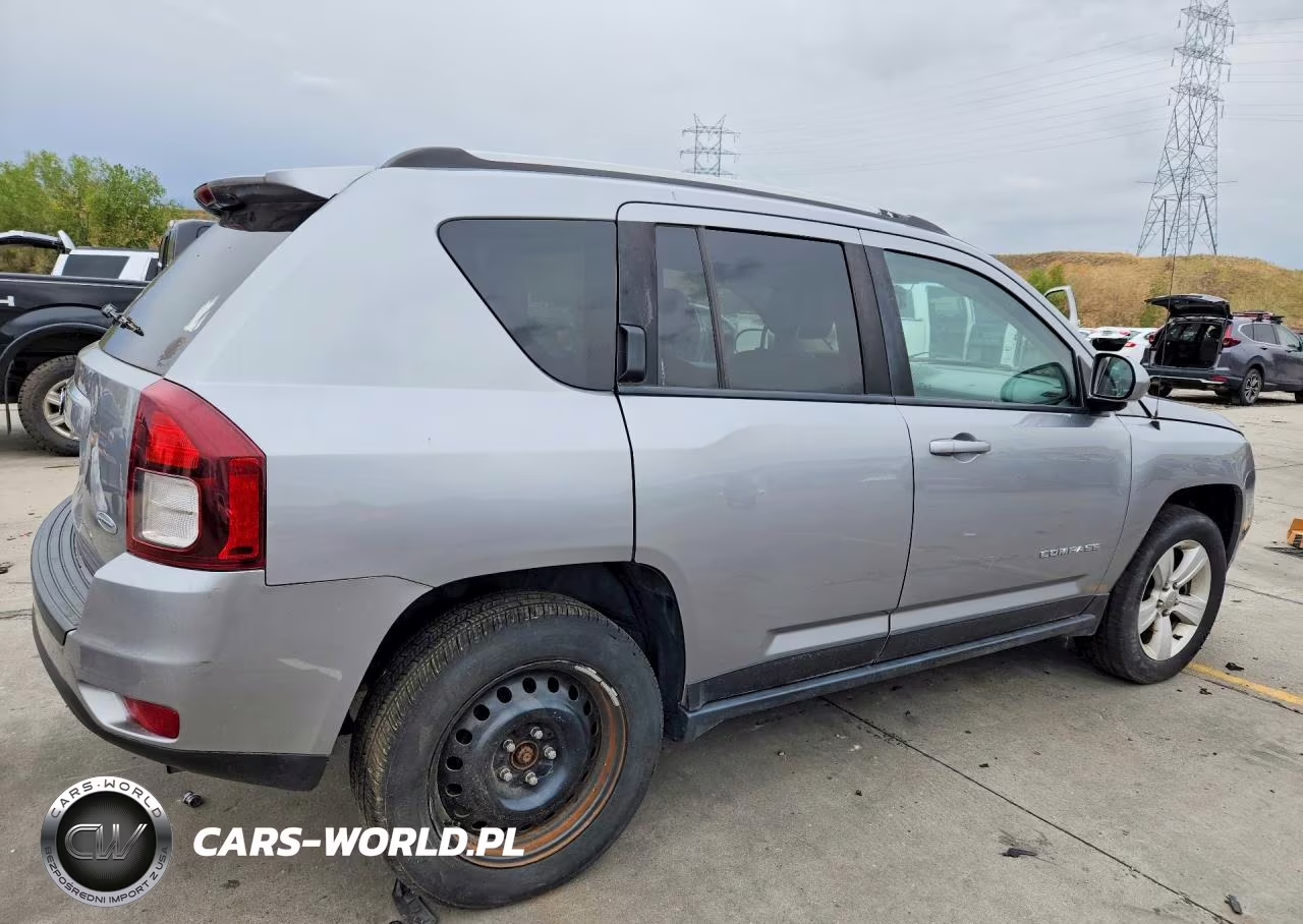 2017 Jeep Compass Latitude VIN:1C4NJDEB8HD196777 - 3