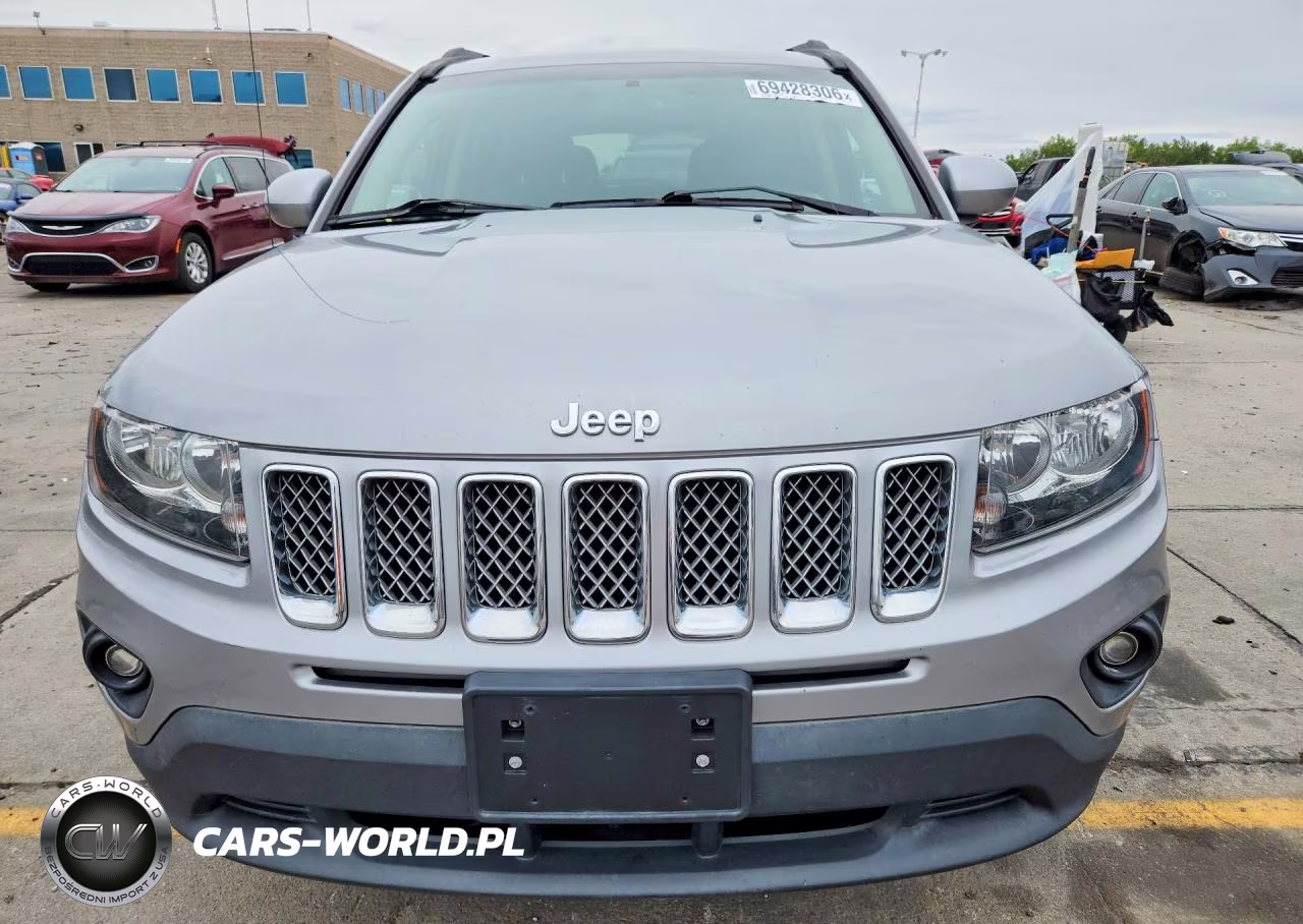 2017 Jeep Compass Latitude VIN:1C4NJDEB8HD196777 - 5