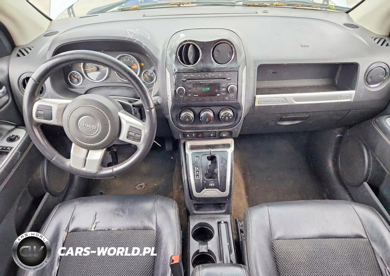 2017 Jeep Compass Latitude VIN:1C4NJDEB8HD196777 - 8