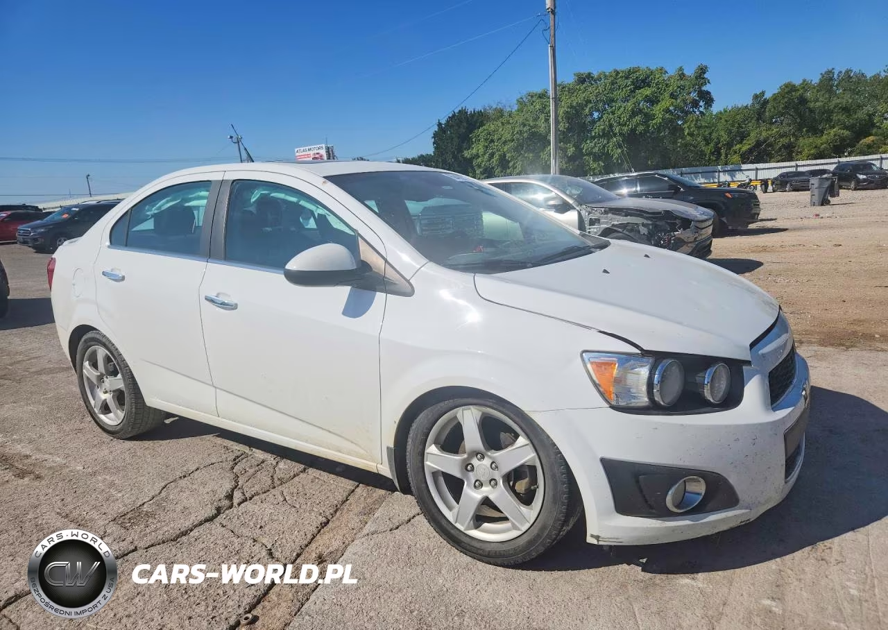 2013 Chevrolet Sonic Ltz VIN:1G1JE5SB4D4113622 - 4