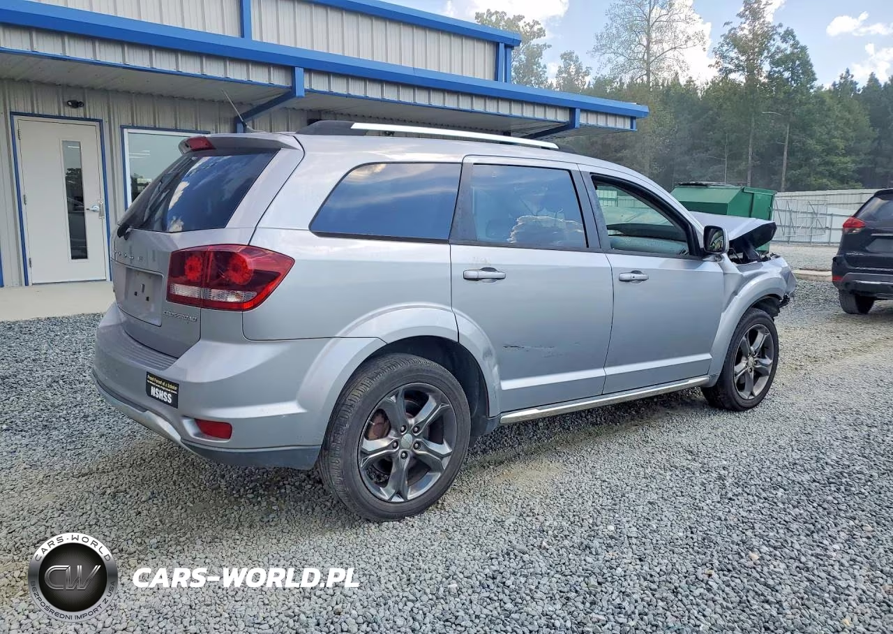 2015 Dodge Journey Crossroad VIN:3C4PDCGB5FT529452 - 3