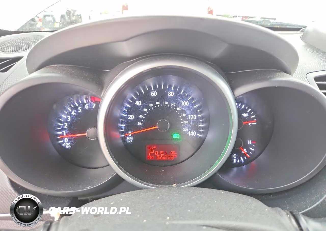 2012 Kia Soul + VIN:KNDJT2A60C7369074 - 9