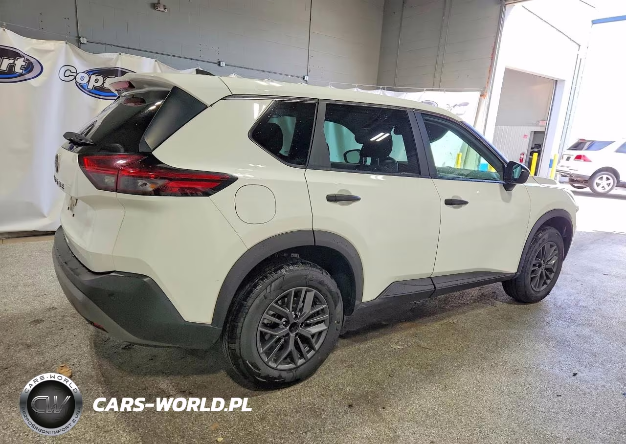2023 Nissan Rogue S VIN:5N1BT3AA4PC873683 - 3