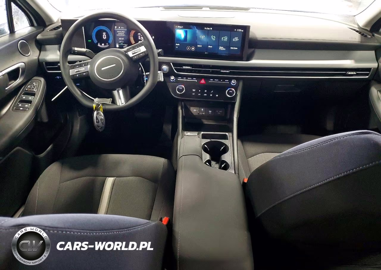 2026 Hyundai Sonata Hybrid Blue VIN:KMHL24JJ8TA181865 - 8