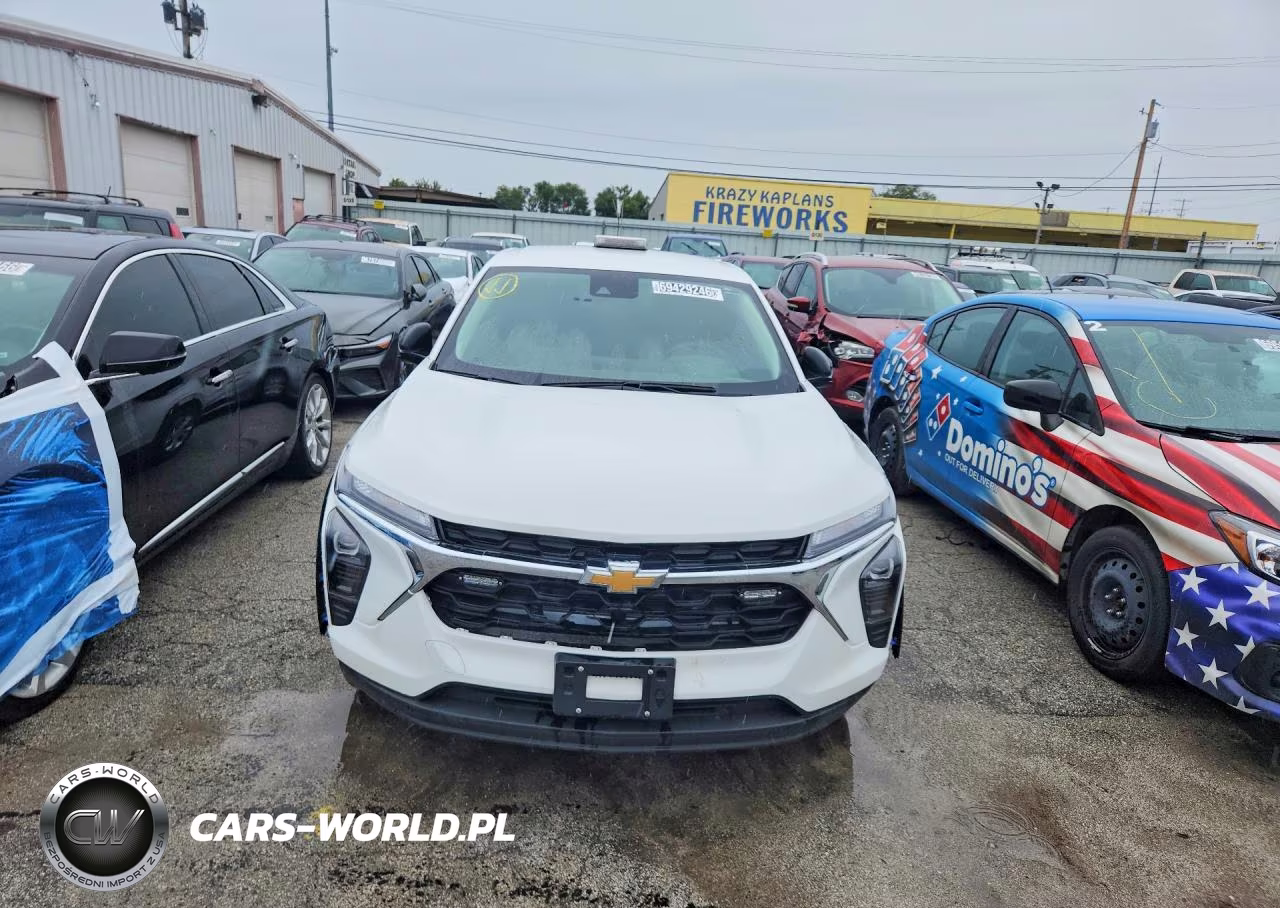 2025 Chevrolet Trax Ls VIN:KL77LFEPXSC201398 - 5