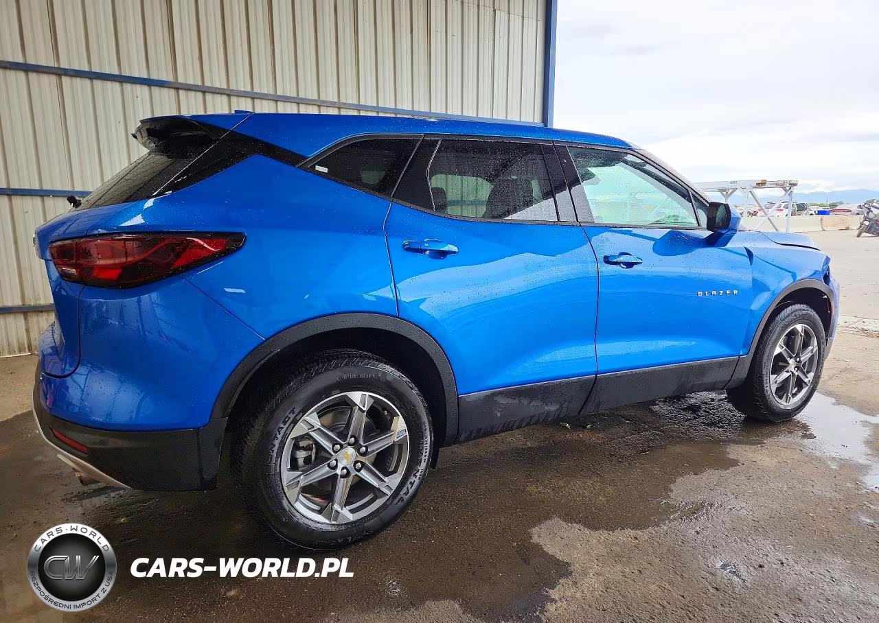 2026 Chevrolet Blazer 2Lt VIN:3GNKBHR40TS142442 - 3