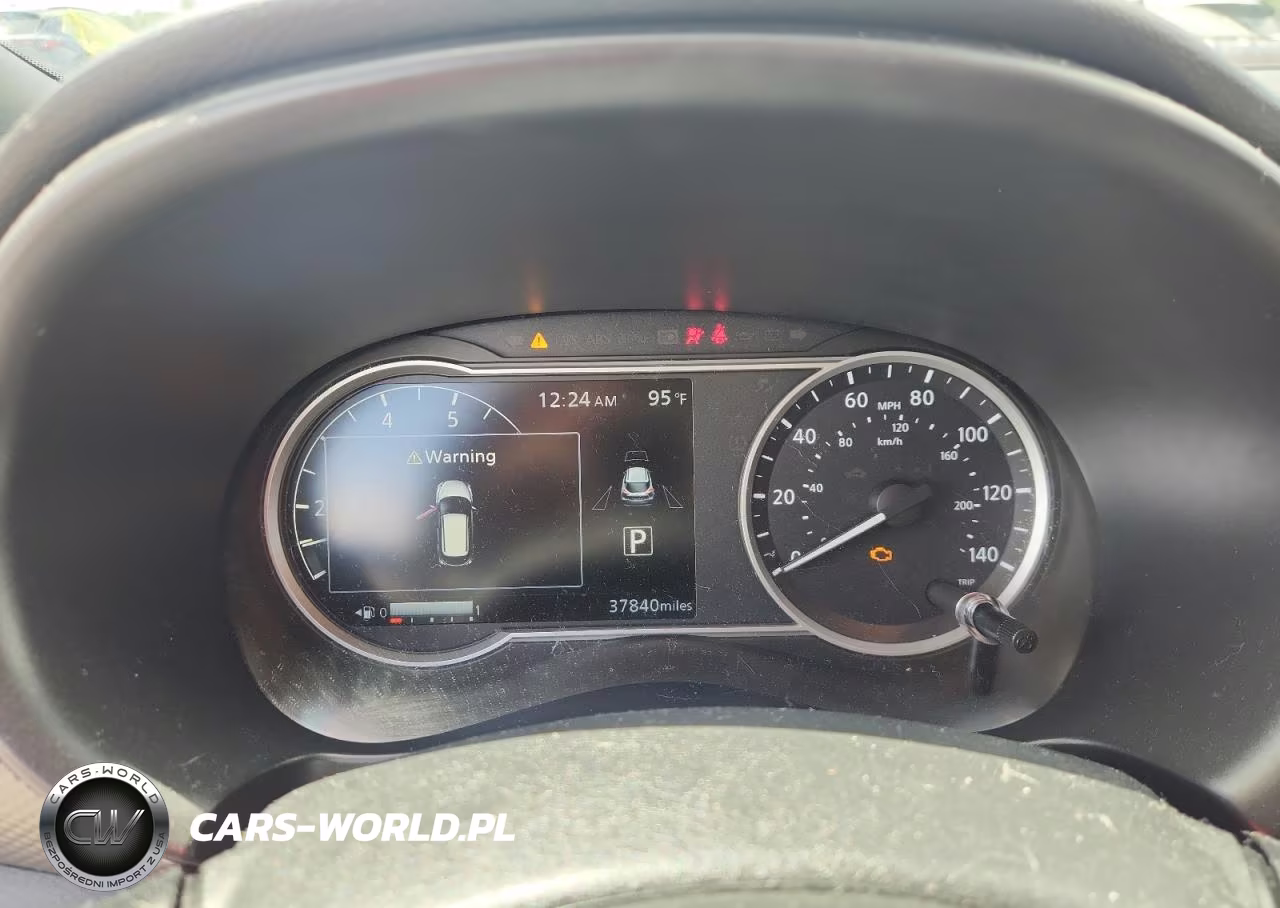 2018 Nissan Kicks S VIN:3N1CP5CU8JL521477 - 9