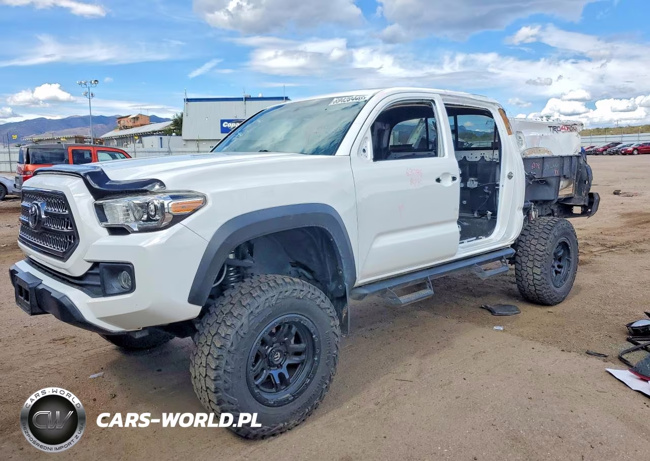 2016 Toyota Tacoma Trd Off-Road VIN:3TMCZ5AN4GM030930 - 1