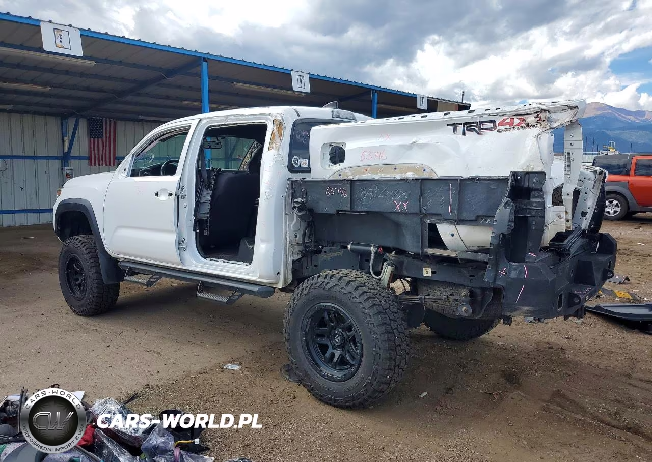2016 Toyota Tacoma Trd Off-Road VIN:3TMCZ5AN4GM030930 - 2
