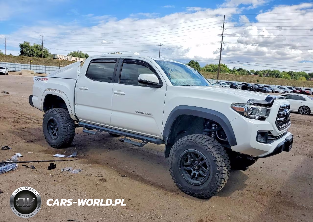 2016 Toyota Tacoma Trd Off-Road VIN:3TMCZ5AN4GM030930 - 4