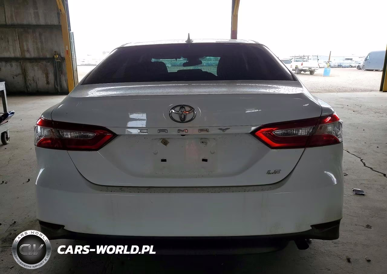 2019 Toyota Camry Le VIN:4T1B11HK9KU238826 - 6