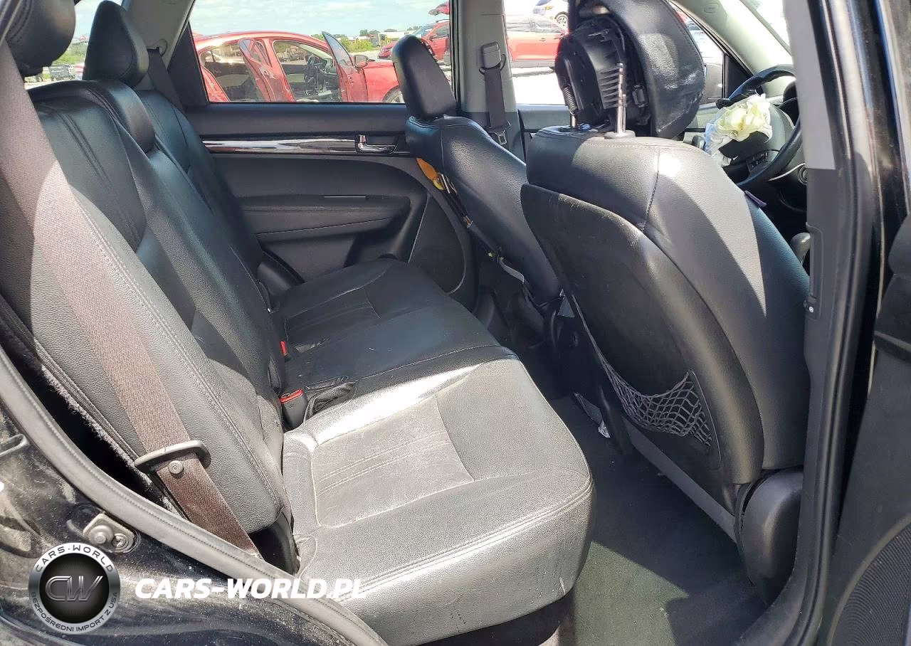 2012 Kia Sorento Lx VIN:5XYKT3A19CG193269 - 10