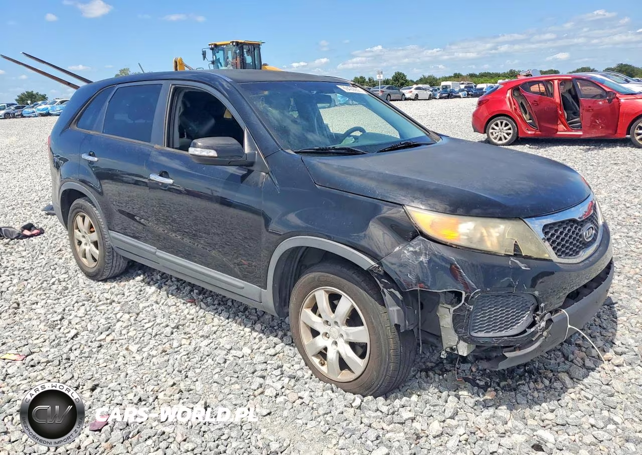 2012 Kia Sorento Lx VIN:5XYKT3A19CG193269 - 4