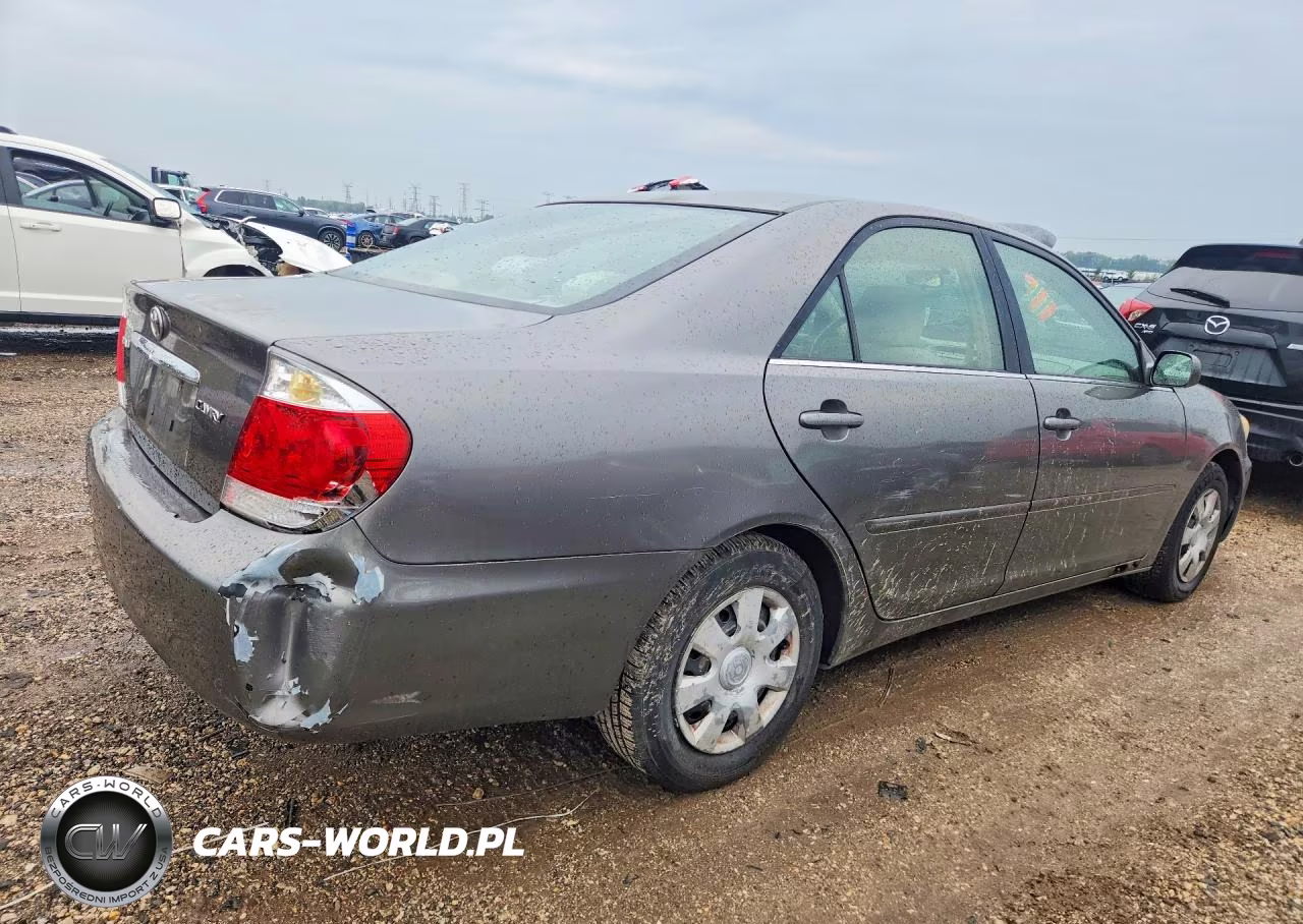 2006 Toyota Camry Le VIN:4T1BE32K36U641893 - 3