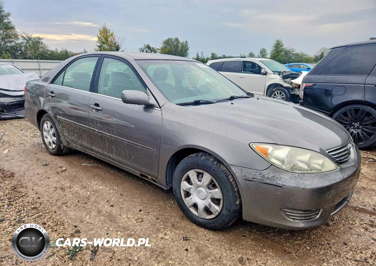 2006 Toyota Camry Le VIN:4T1BE32K36U641893 - 4