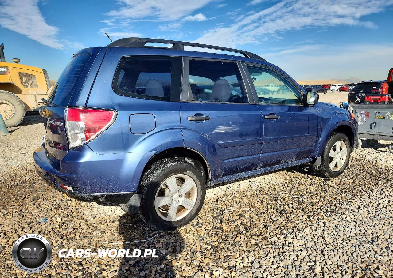 2013 Subaru Forester 2.5X VIN:JF2SHABC0DH438606 - 3