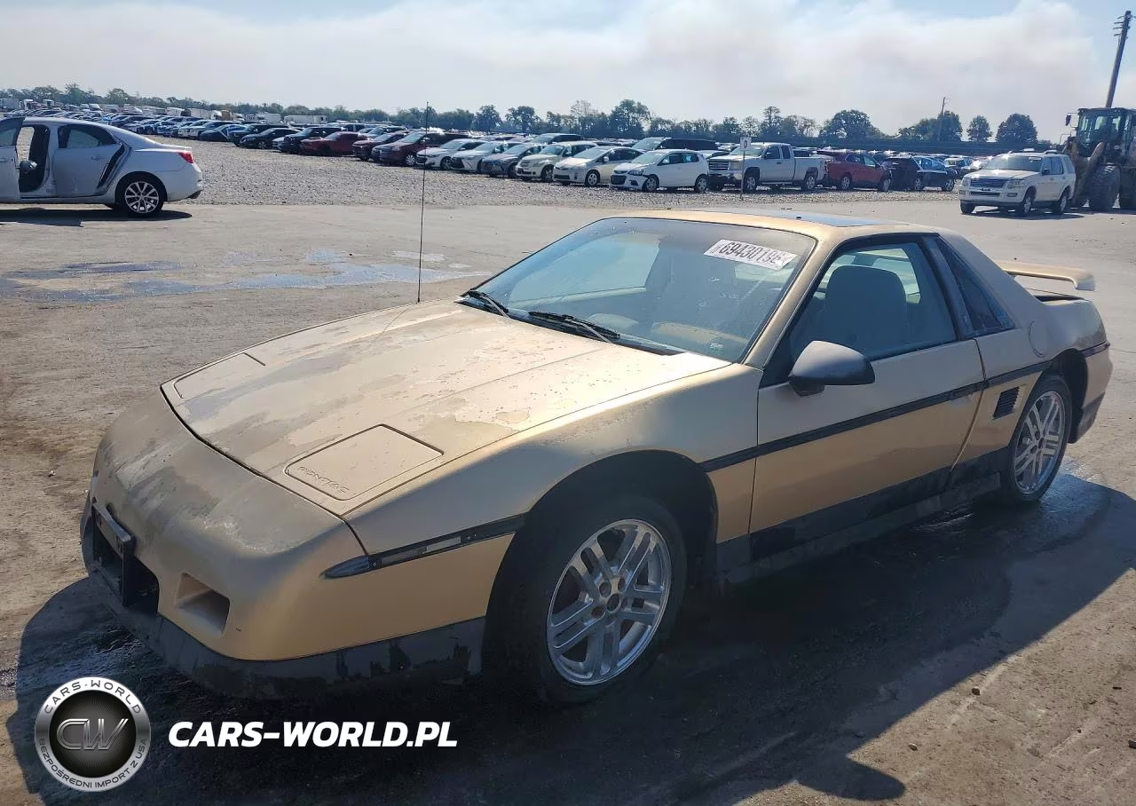 1986 Pontiac Fiero Se – zdjęcie 1 z 12