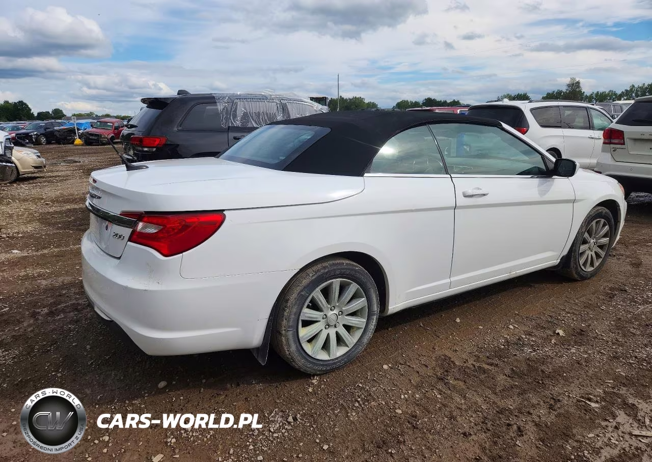 2012 Chrysler 200 Touring VIN:1C3BCBEB1CN121931 - 3