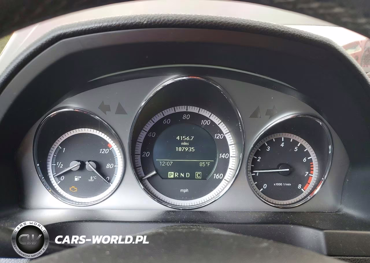2010 Mercedes-Benz C 300 4Matic VIN:WDDGF8BB4AF447459 - 9
