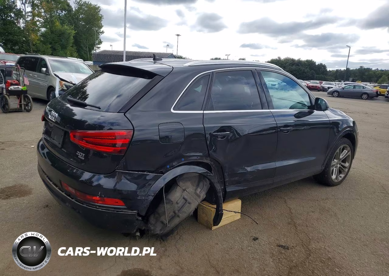 2015 Audi Q3 Prestige VIN:WA1GFCFS9FR004277 - 3