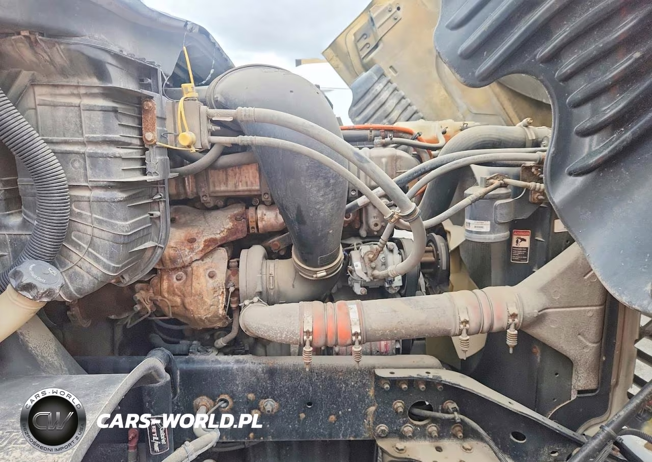 2016 Freightliner Cascadia 125 Semi Truck VIN:3AKJGLD58GSGU5365 - 11