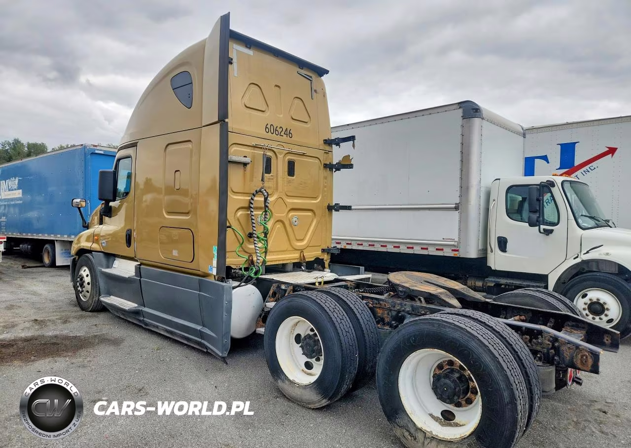 2016 Freightliner Cascadia 125 Semi Truck VIN:3AKJGLD58GSGU5365 - 2