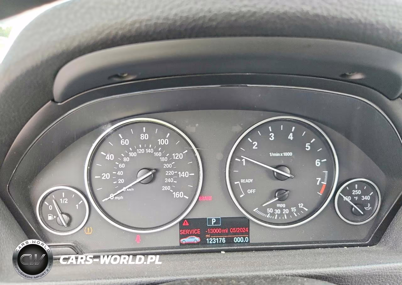 2015 BMW 320 I xDrive VIN:WBA3C3G54FNS73104 - 9