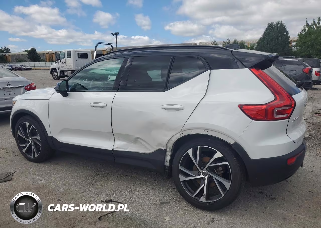 2021 Volvo Xc40 T5 R-Design VIN:YV4162UM2M2396712 - 2