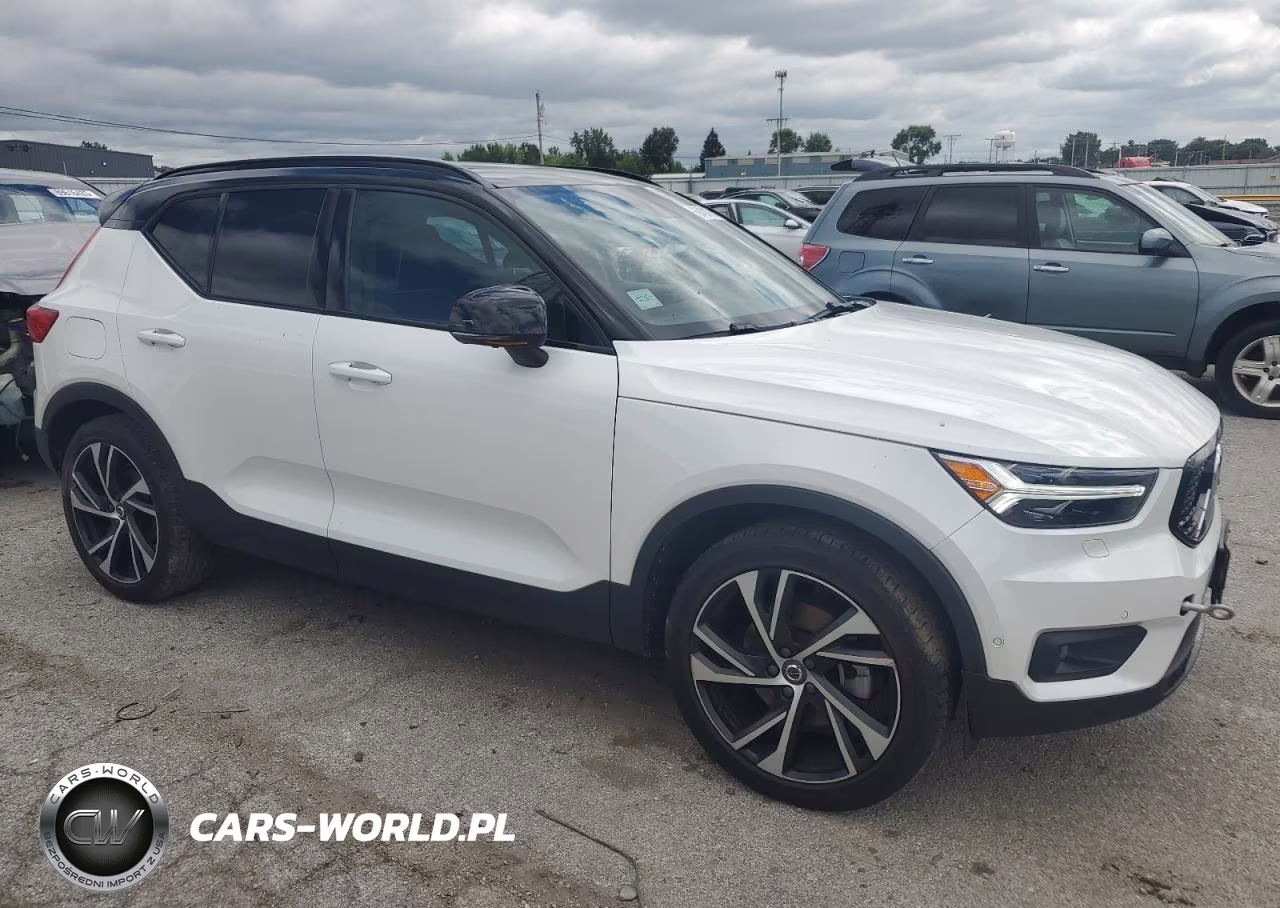 2021 Volvo Xc40 T5 R-Design VIN:YV4162UM2M2396712 - 4