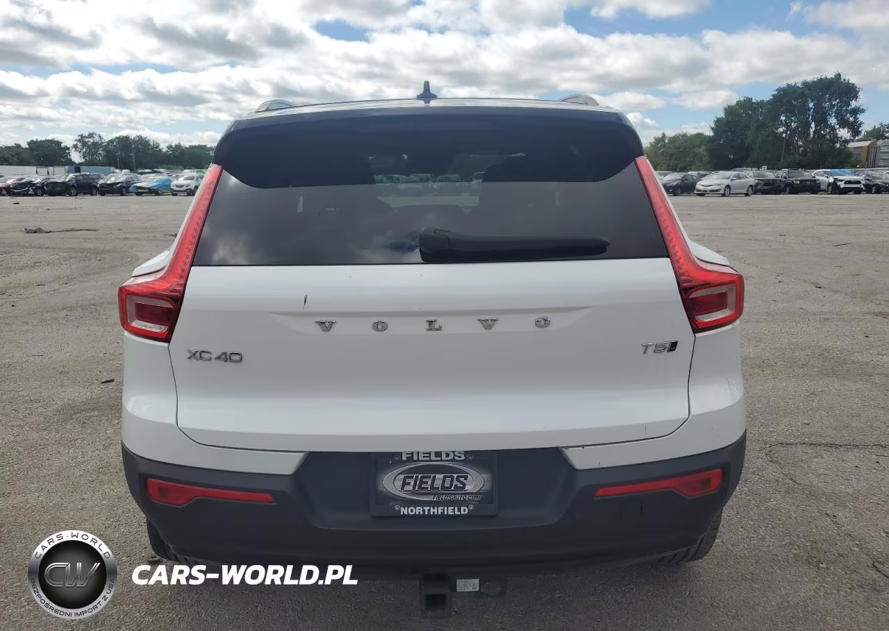 2021 Volvo Xc40 T5 R-Design VIN:YV4162UM2M2396712 - 6