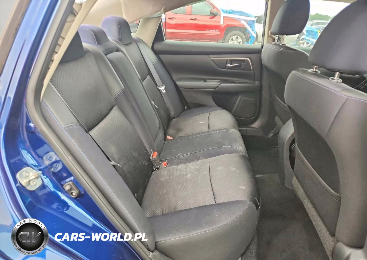 2017 Nissan Altima 2.5 VIN:1N4AL3AP1HC273909 - 10