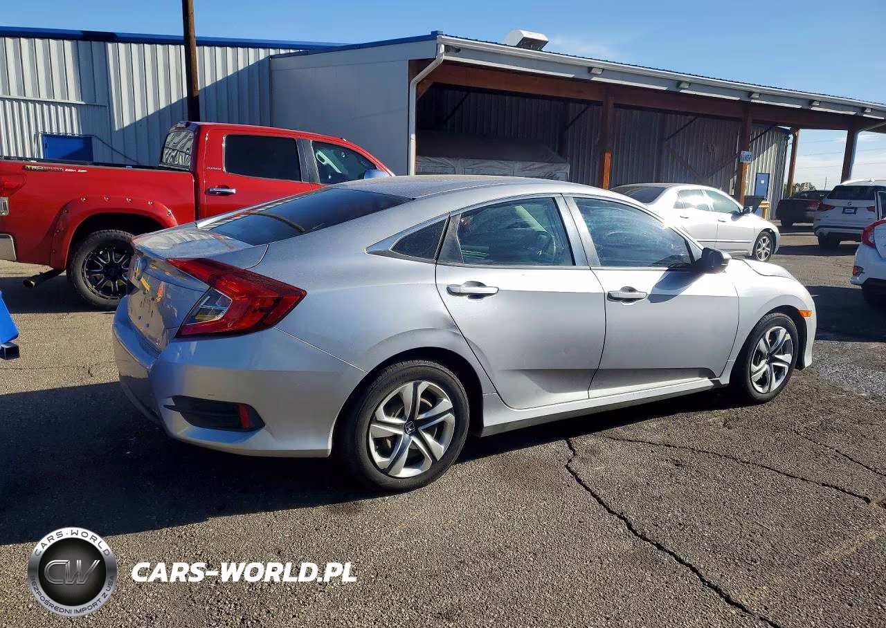 2018 Honda Civic Lx VIN:19XFC2F5XJE005358 - 3