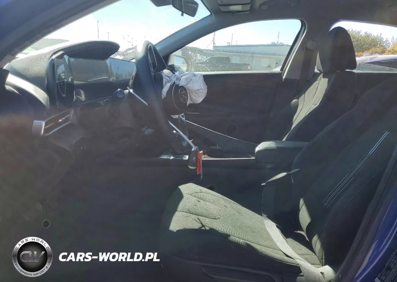2023 Hyundai Elantra Sel VIN:5NPLS4AG8PH086472 - 7