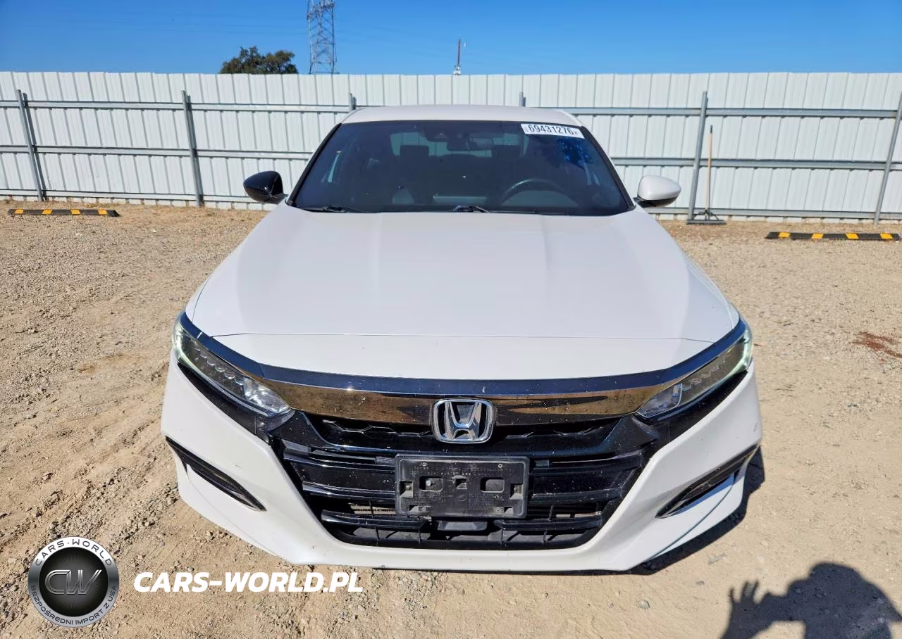 2018 Honda Accord Sport VIN:1HGCV1F3XJA226873 - 5