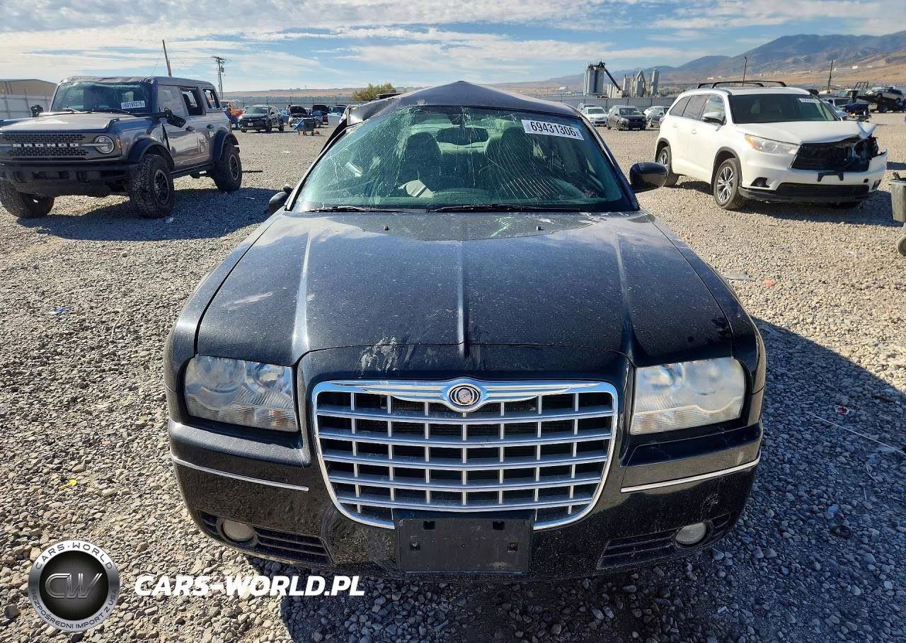 2005 Chrysler 300 Touring VIN:2C3JK53G45H639543 - 5